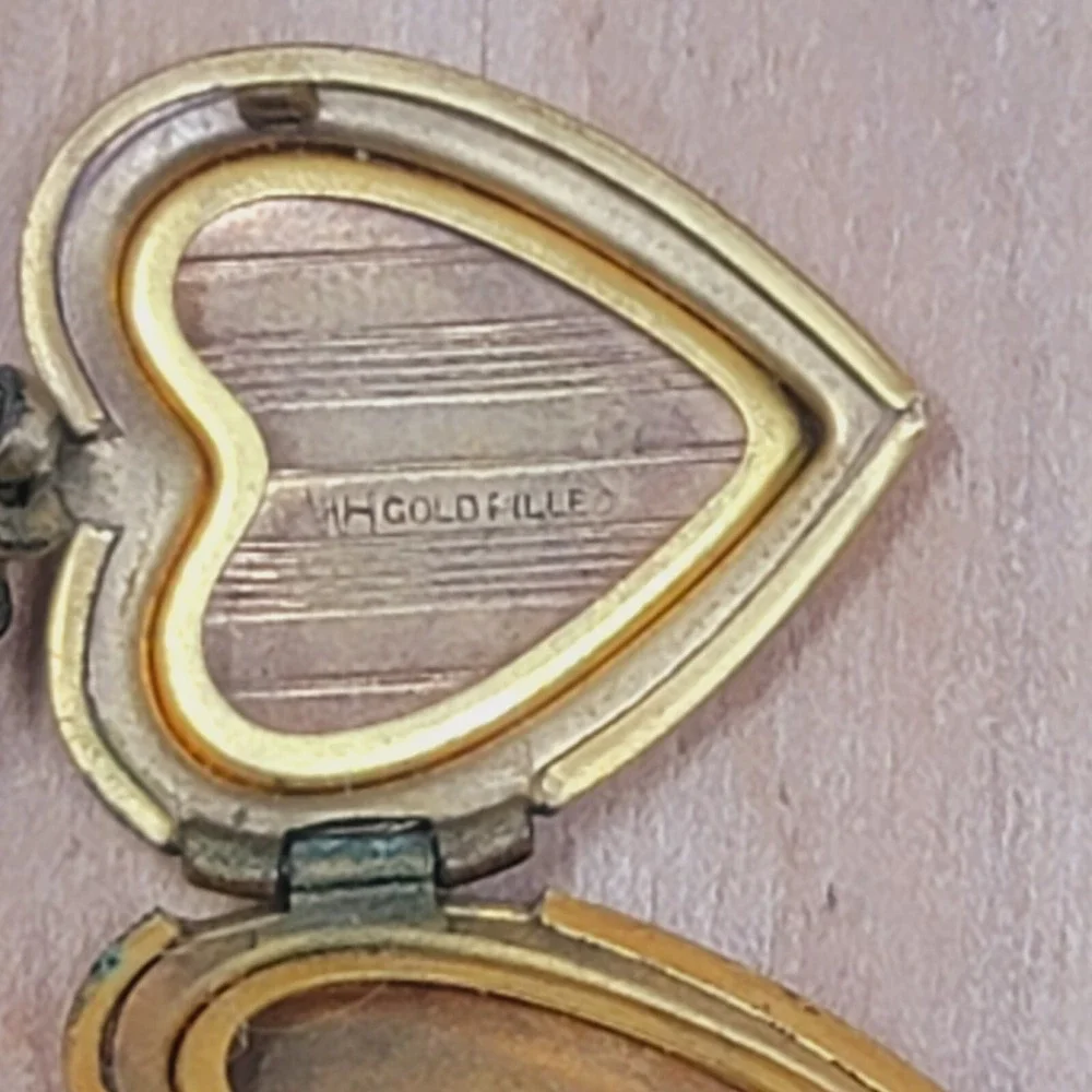 Mother of Pearl US Army Air Corp WW2 Heart Locket Pendant Gold Fill Sterling Sil